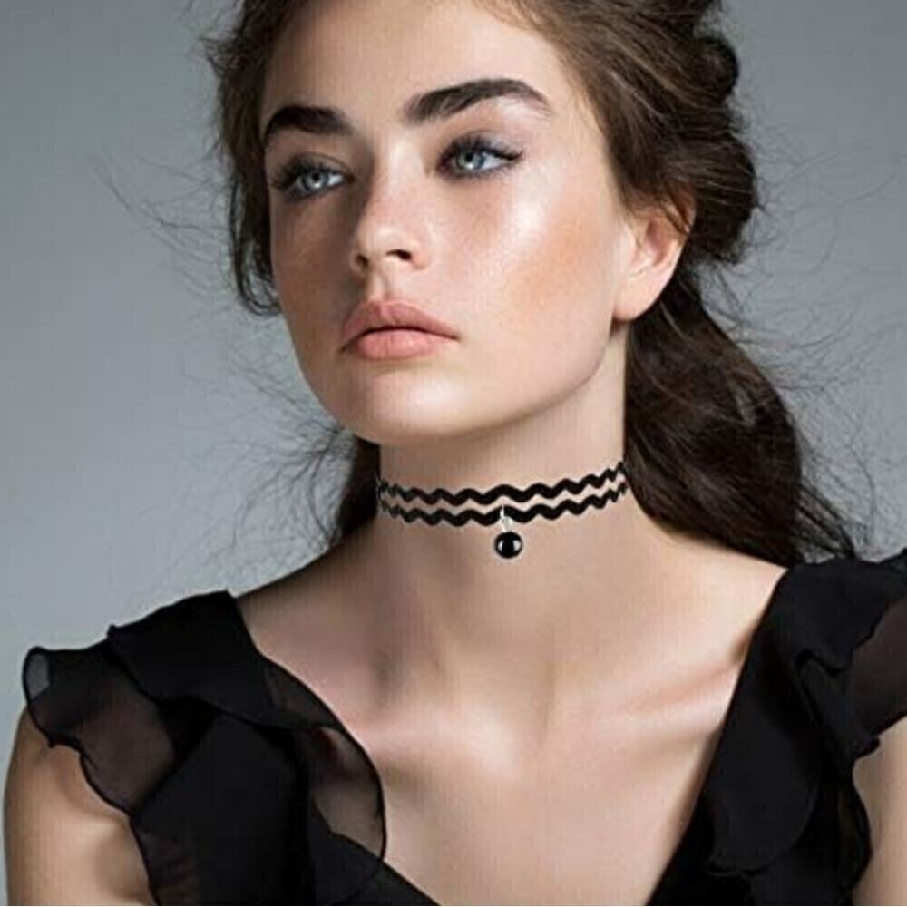 Gothic Wavy Boho Velvet Leather Black Choker with Bead Dangle NWT